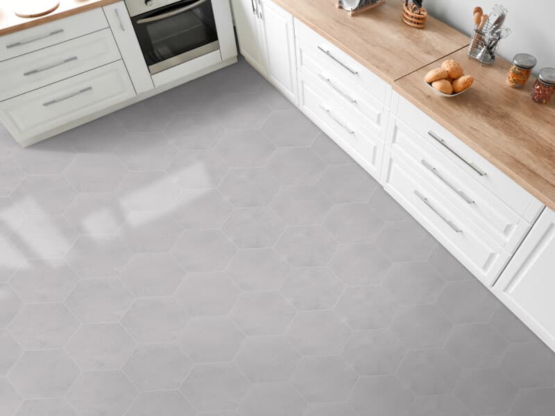 Cocina con hexágonos modernos