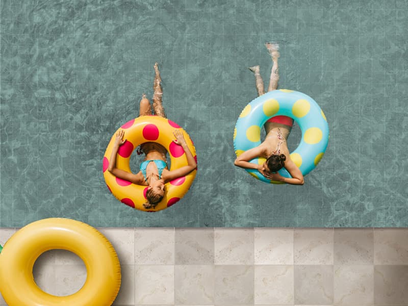 Piscina familiar color arena